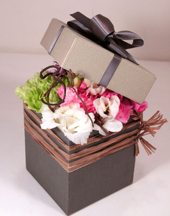 Virágposta - Kincses virágbox tavaszi hangulatban