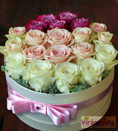 Virágposta - Porcelán rózsák csillogó kristályokkal! - rózsadoboz